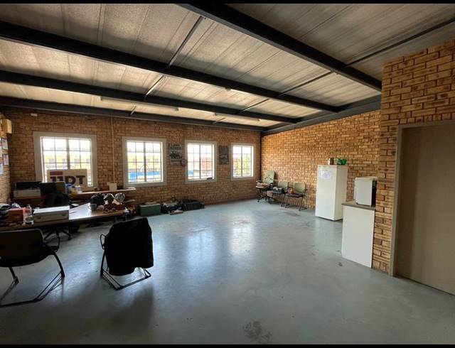 INDUSTRIAL PROPERTY TO RENT IN HENNOPSPARK